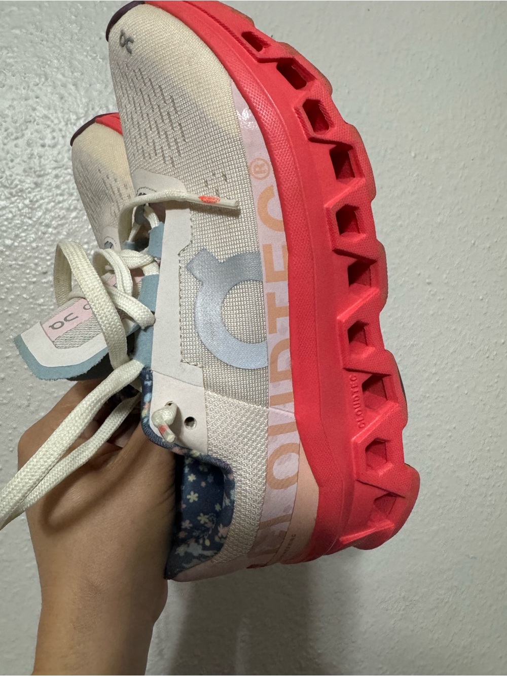 FP Movement XOnCloudMonster sneakers Oyster/Lotus - Picture 8 of 16